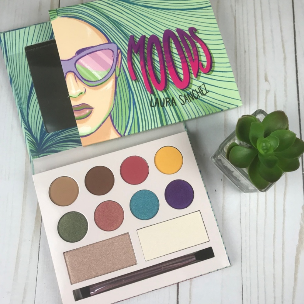 Laura Sanchez Moods Eyeshadow & Highlight Palette - Picture 3 of 8
